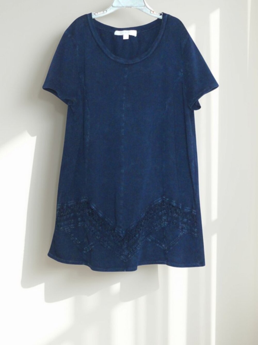 Eri + Ali XS Navy Blue Short Sleeve Top